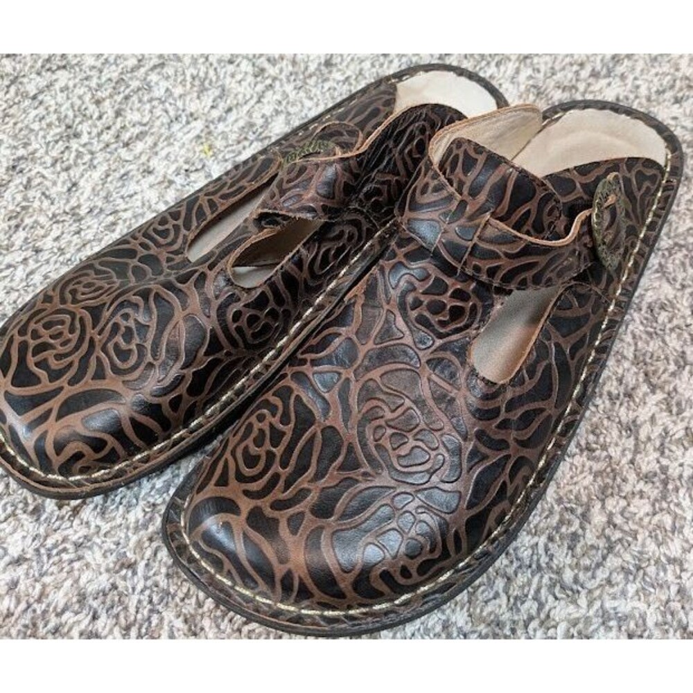 Alegria Women's 8 Embossed Brown Clog ALG-532 EUR 38 Women's 8